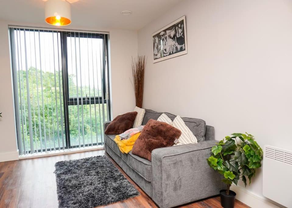 Peaceful 2Br Hideout With Instant Self Check-In At Kelham Island Retreat Leilighet Sheffield Eksteriør bilde